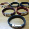 schlichte Armbänder tannengrün, bordeaux, rot, natur, schwarz, marine, je 20,-€